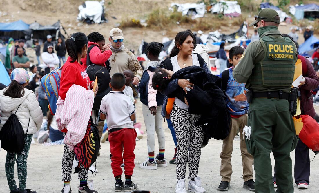 Juez bloquea las restricciones de asilo de Biden; Departamento de Justicia apelará.  Mario Tama/Getty Images/AFP