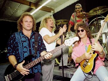 Detienen a hombre por robar y vender guitarra firmada por Van Halen