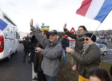 París alista a la gendarmería ante la llegada de "convoy de la libertad" que imita a Canadá
