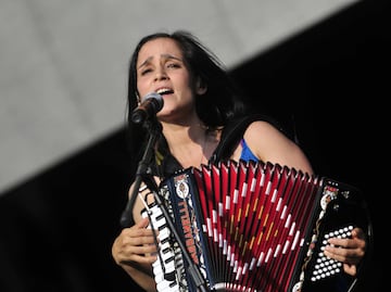 Julieta Venegas se presentará gratis en el Zócalo de la Ciudad de México: fecha, horario y artistas invitadas