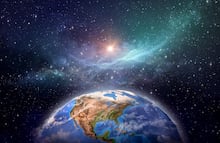 Superluna, el paso de los cometas Lemmon y 3I/ATLAS y otros fenómenos astronómicos de noviembre