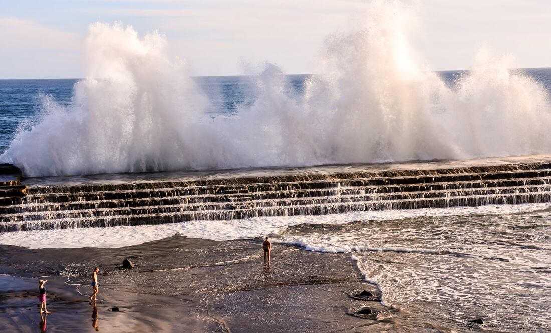 Activan alerta de tsunami en Japón por reciente sismo. Foto:  iStock-underworld111
