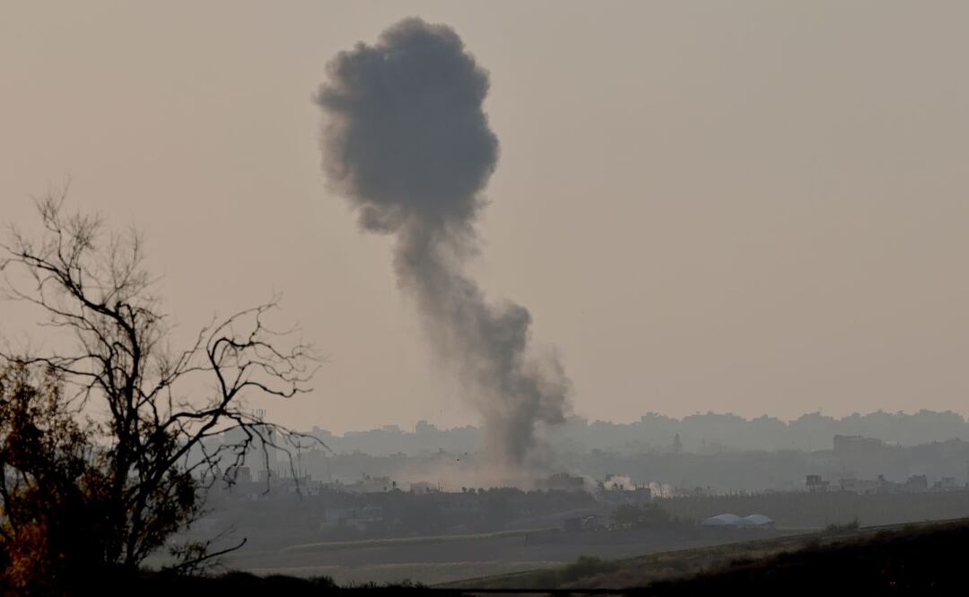 Israel afirma estar intensificando los planes para intervenir Gaza y eliminar a Hamás. Foto: EFE/EPA/HANNIBAL HANSCHKE
