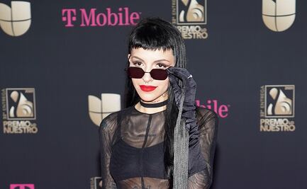 Cazzu regresa a los escenarios con sensual look “de la venganza” y grita su soltería