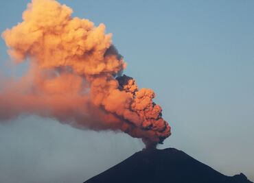 Volcán Popocatépetl disminuye actividad; regresa a amarillo fase 2