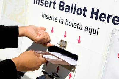 Texas registra un aumento del voto latino: hispanos impulsan la participación anticipada en las elecciones medio mandato de Estados Unidos