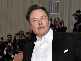 Elon Musk en Twitter: Crea consejo de moderación de contenido