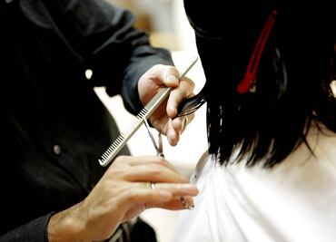 Buscan estilistas para trabajar en spa de hotel de Disneyland