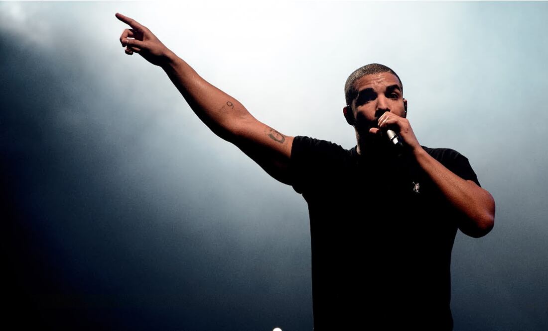 El cantante Drake es el comprador del anillo de Tupac Shakur vendido por 1 millón de dólares. Foto AP