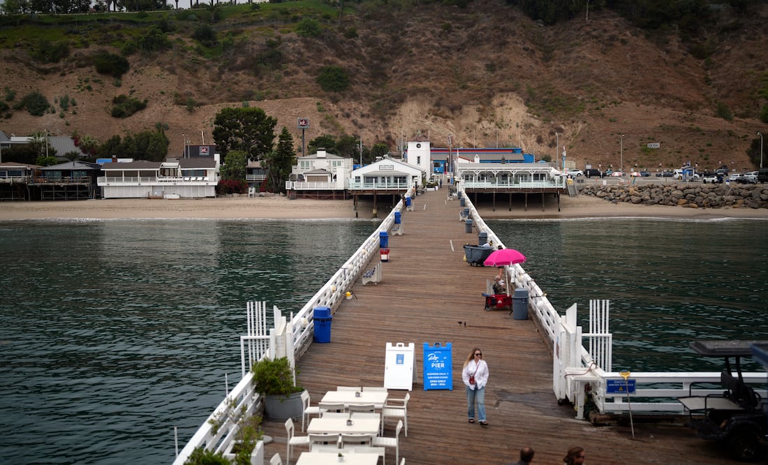 Sismo de 4.7 sacude Los Ángeles: Rocas caen en Malibú; famosos reaccionan en redes. VIDEO (AP Photo/Eric Thayer)