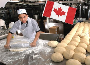 Canadá ofrece trabajo para panaderos mexicanos por un año