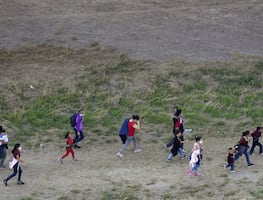 “Mi padre dijo que siguiera sola”, relata niña hondureña que llegó a EU