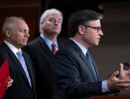 Cámara Baja de EU aprueba extender el presupuesto para evitar un cierre de Gobierno