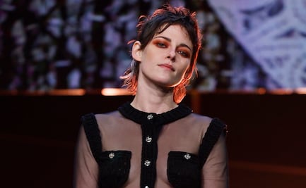 Kristen Stewart seduce en Berlinale con impactante vestido transparente braless