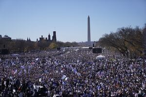 Miles de personas marchan por Israel en Washington al grito de "nunca más". FOTOS