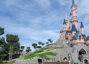 Disneyland requiere jardineros para trabajo en California; paga hasta $586 por hora