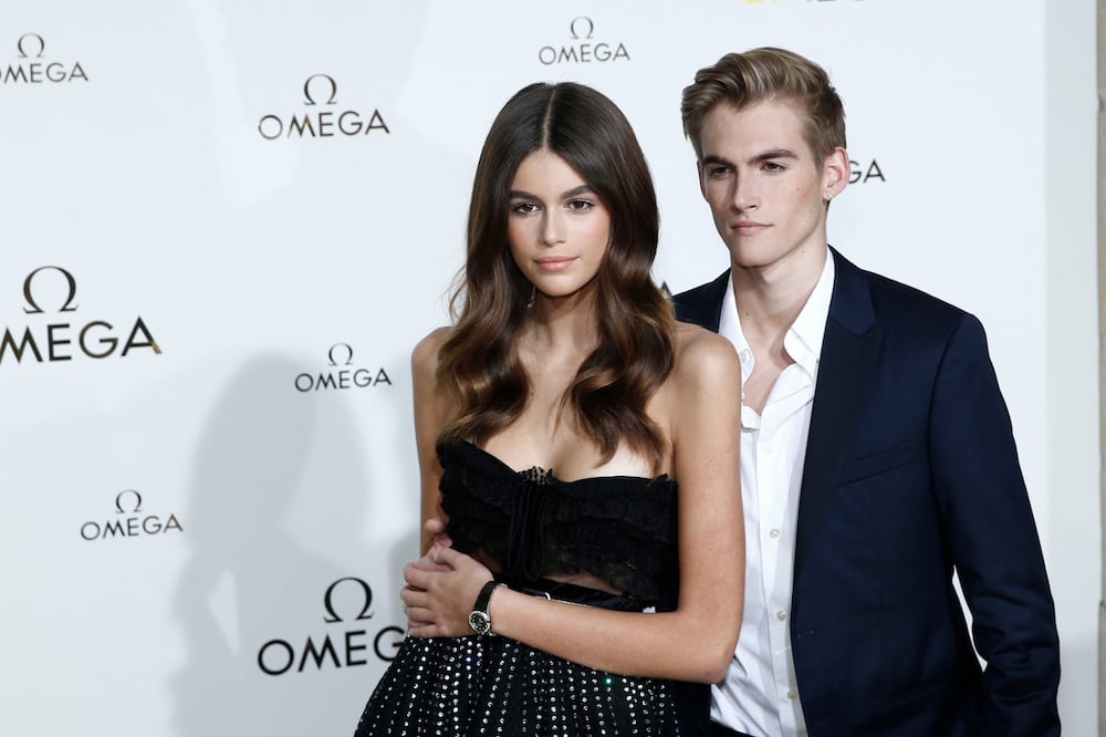 Kaia Gerber: esto dijo sobre la adicción de su hermano Presley antes de su muerte. Foto: AP Photo/Kamil Zihnioglu, File)