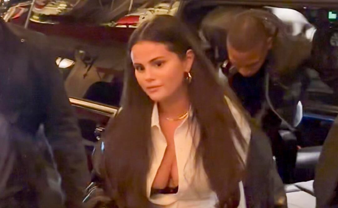 Selena Gomez conquista París con tendencia sin pantalón y bra a la vista. Foto: The Grosby Group