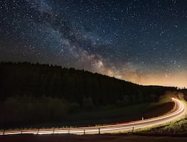 Los mejores viajes por carretera en Estados Unidos para “perseguir las estrellas”