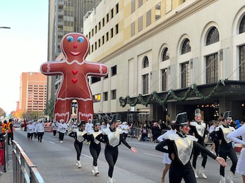 Dallas Holiday Parade: fecha, globos y cómo verlo este 2023 en Dallas, Texas