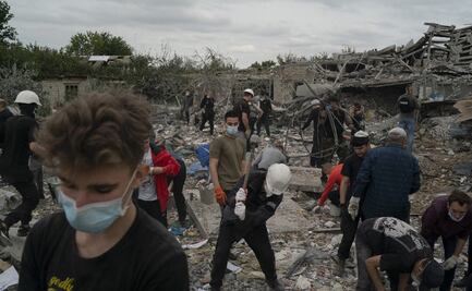 Bombardeos rusos en ciudad ucraniana tras explosión en puente de Crimea