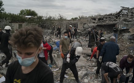 Bombardeos rusos en ciudad ucraniana tras explosión en puente de Crimea