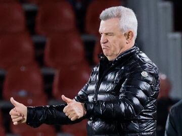 ¡Es oficial! El mexicano Javier Aguirre se queda más tiempo con el Mallorca