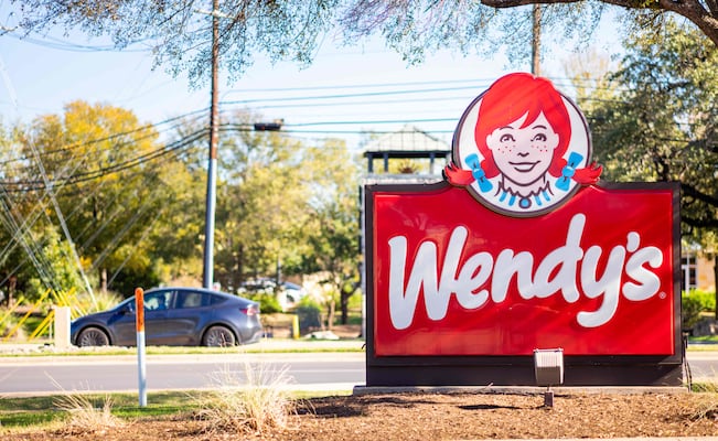 ¿Por qué Wendy’s cerrará cientos de restaurantes en EU después de más de 50 años de historia?
