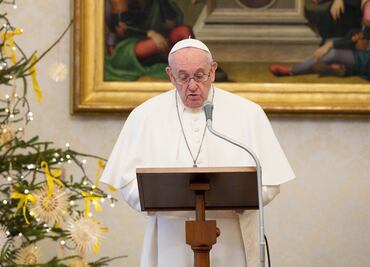 El papa Francisco fue vacunado contra el coronavirus: medios