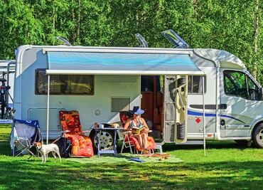 Ofrecen mil dólares a turistas que acampen sin internet en parque de EU