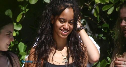 Malia Obama deslumbra con traje de baño en vacaciones en Miami