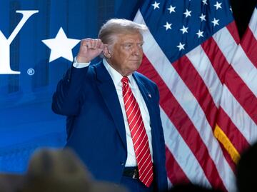 Trump revela que su hijo Barron estudia negocios en la Universidad de Nueva York