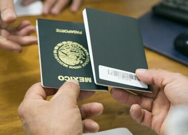 ¿Quién puede obtener el 50% de descuento al tramitar el pasaporte?