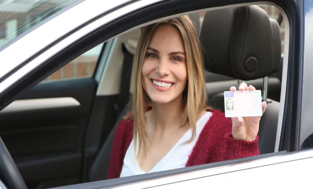 Licencia de conducir permanente. Tutorial para tramitarla sin hacer examen: requisitos, precio y citas. Foto: Adobe