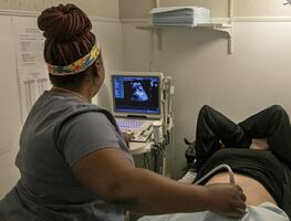 El Pentágono pagará pasajes de militares o familiares que requieran abortar