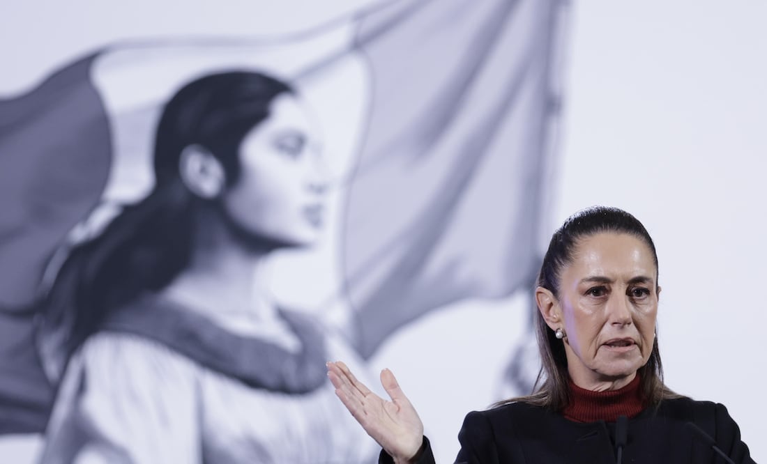 México investiga a municipio de Michoacán que agradeció regalos a líder de cártel de drogas, Sheinbaum. Foto: EFE