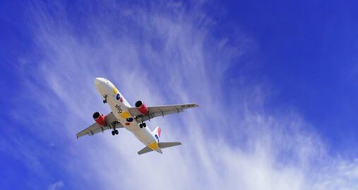 Los mejores y peores días para volar este verano