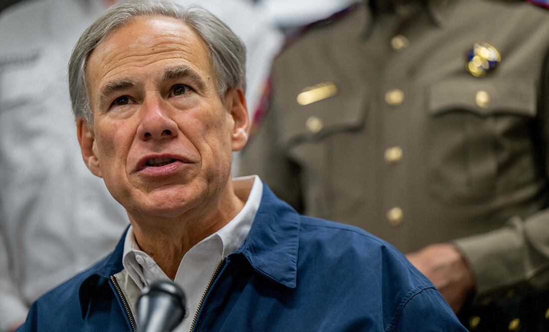 México reprueba los comentarios del gobernador de Texas sobre dispararles a los migrantes.  AFP