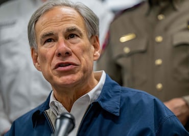 México reprueba los comentarios del gobernador de Texas sobre dispararles a los migrantes