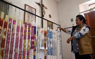 Día de Muertos. ¿Qué significan las velas en los altares?