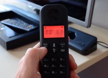 ¿Cómo llamar por teléfono de México a California?