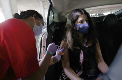 Covid. Estados Unidos ve probable vínculo entre vacunas y miocarditis en jóvenes