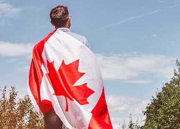 Golpe a migrantes: Canadá reduce drásticamente trabajadores temporales, estudiantes y residentes permanentes