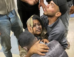 Tiroteos en reparto de comida en Gaza dejan decenas de muertos; hospital de la Cruz Roja, al límite