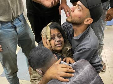 Tiroteos en reparto de comida en Gaza dejan decenas de muertos; hospital de la Cruz Roja, al límite