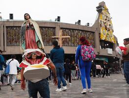 Tres peregrinos murieron y al menos 10 resultaron heridos tras ser atropellados en autopista de México