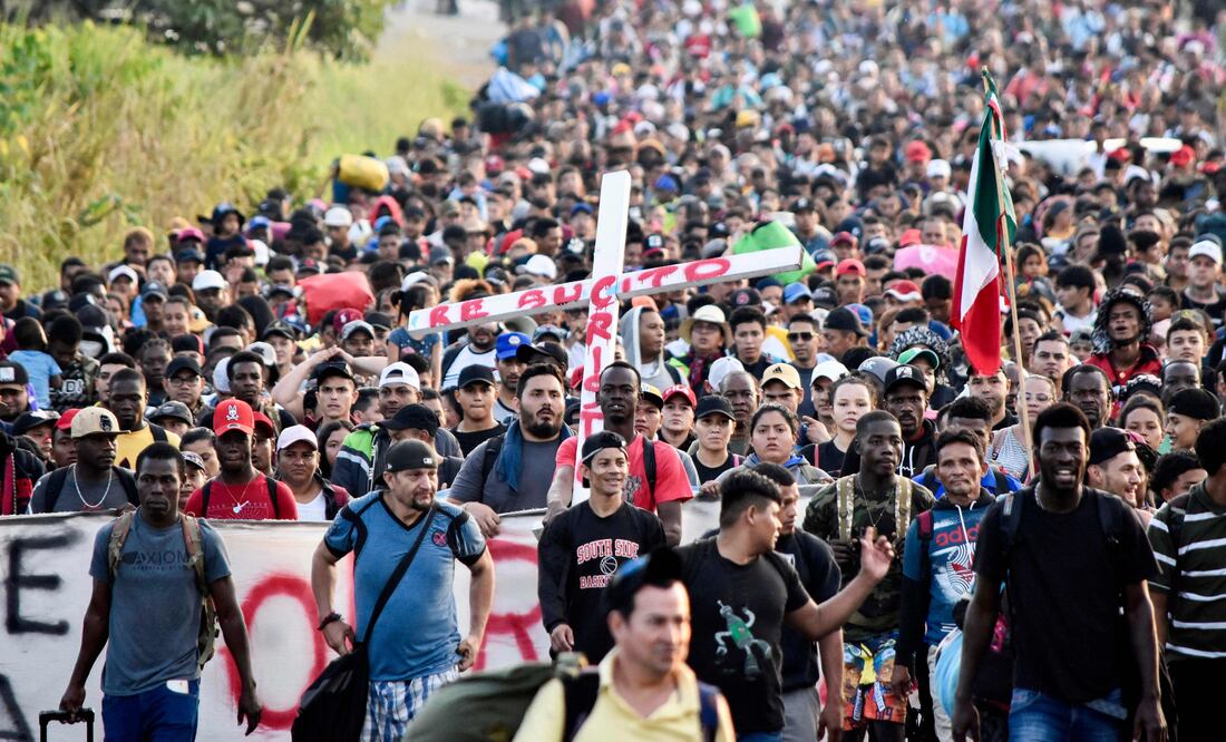 Una caravana de más de 10.000 migrantes partió en Nochebuena desde la frontera sur de México hacia Estados Unidos. (Photo by AFP)