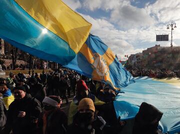 ¿Por qué colgarán banderas azules en Ucrania el 16 de febrero?