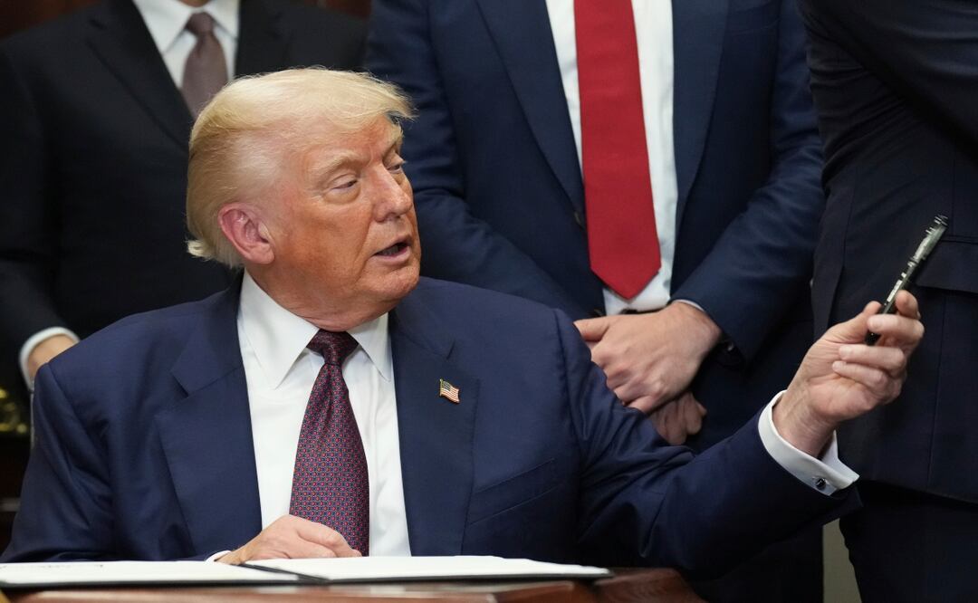 Trump responde a Rusia: ordena envío de submarinos nucleares tras comentarios “provocadores”. Foto: AP