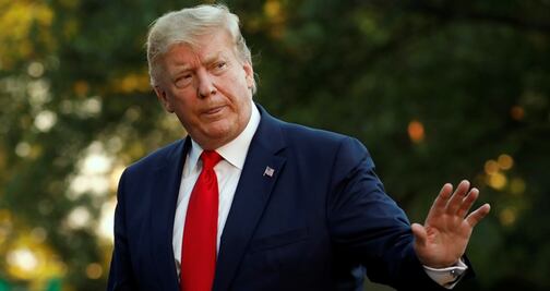 Ex empleados de Trump le piden ayuda para cambiar su estatus migratorio